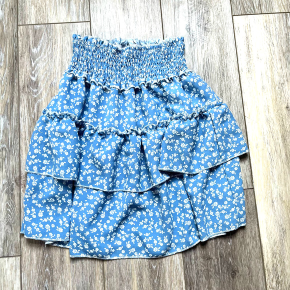 XS Ruffled skirt Shein Boho Floral - Picture 1 of 3